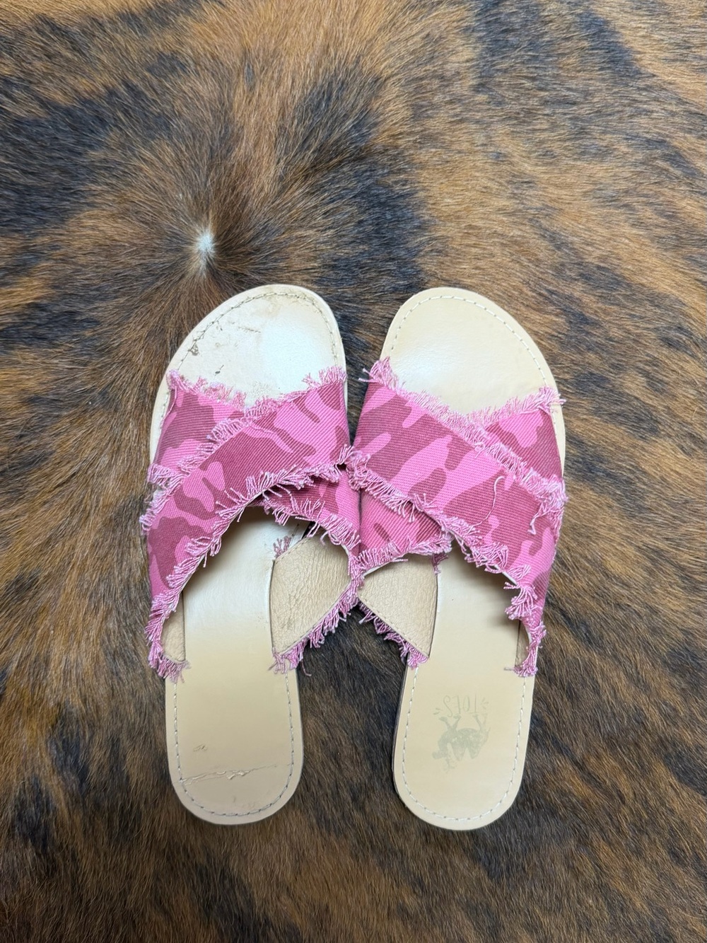 Pink Camo Frayed Cross-Band Slide Sandals